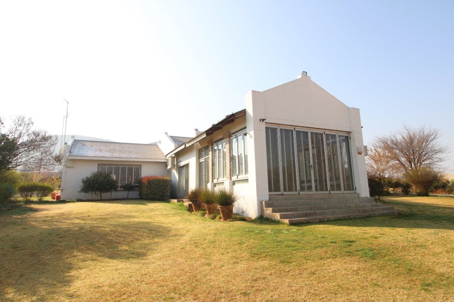 7 Bedroom Property for Sale in Potchefstroom Rural North West